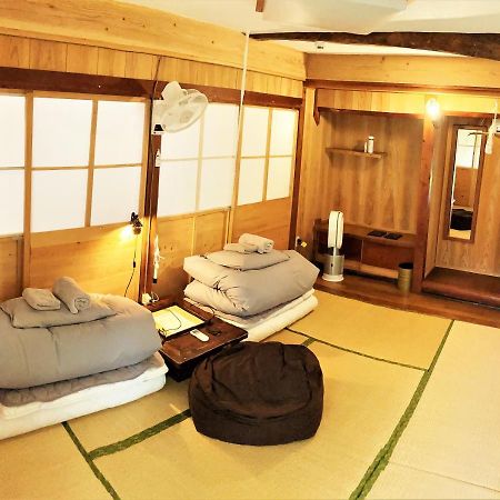 奄美ゲストハウス Hub A Nice Inn Setouchi  Zewnętrze zdjęcie