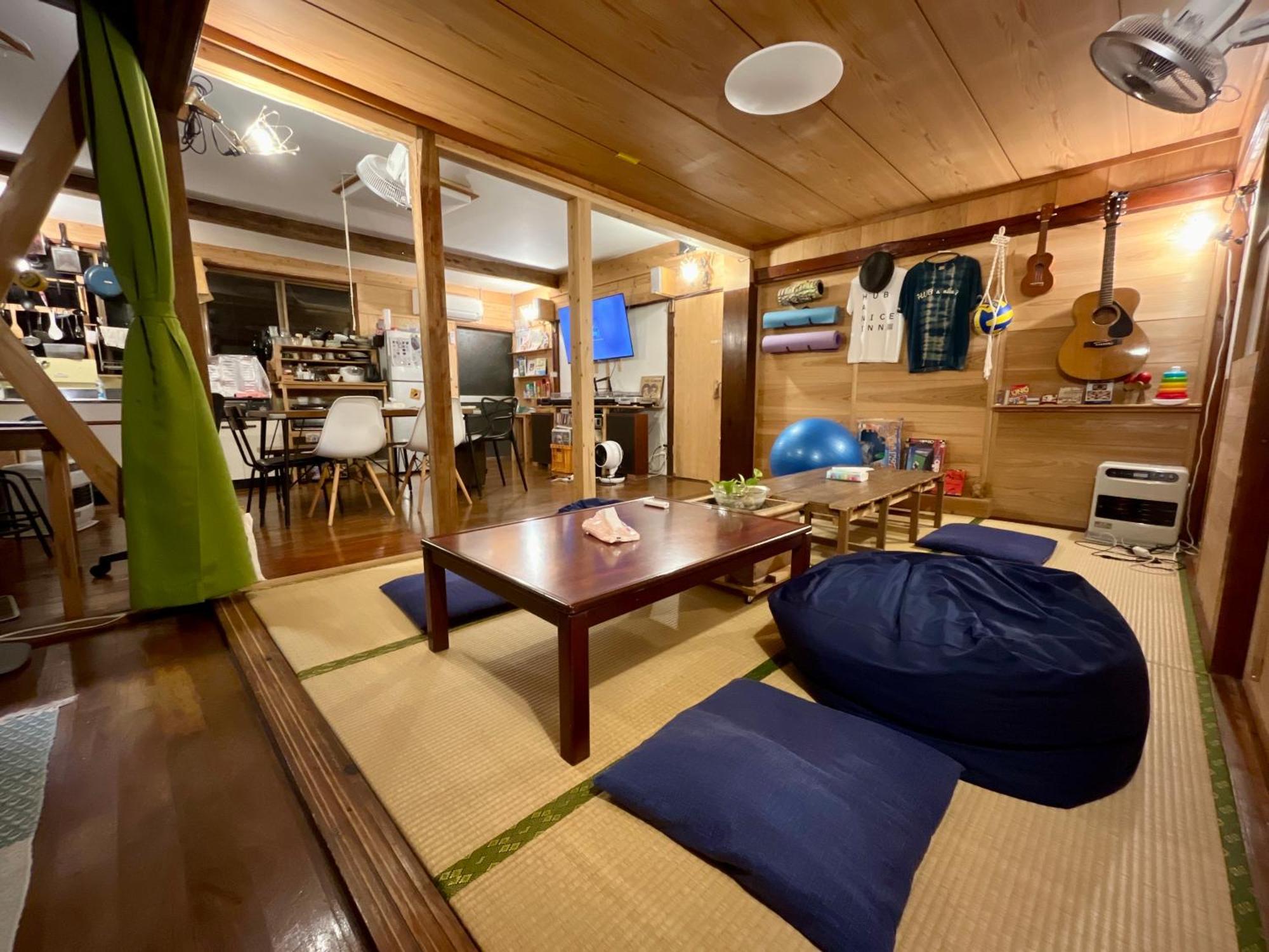 奄美ゲストハウス Hub A Nice Inn Setouchi  Zewnętrze zdjęcie