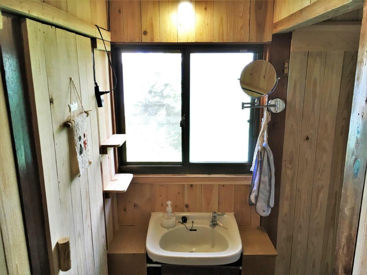 奄美ゲストハウス Hub A Nice Inn Setouchi  Zewnętrze zdjęcie