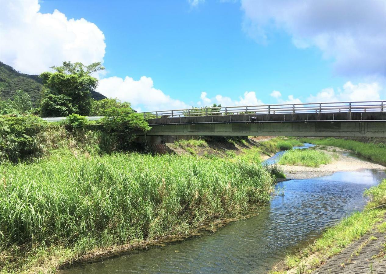奄美ゲストハウス Hub A Nice Inn Setouchi  Zewnętrze zdjęcie